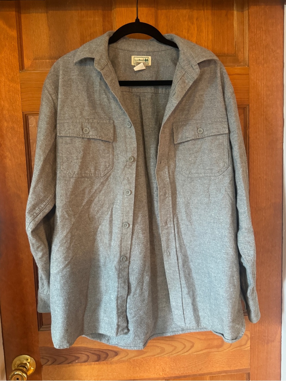 L.L. Bean Light Gray Button-Up Utility Shacket Men’s S